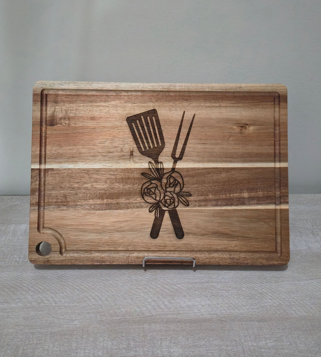 Personalized Acacia Wood Cutting Board 13.75"x9.75" with Drip Ring