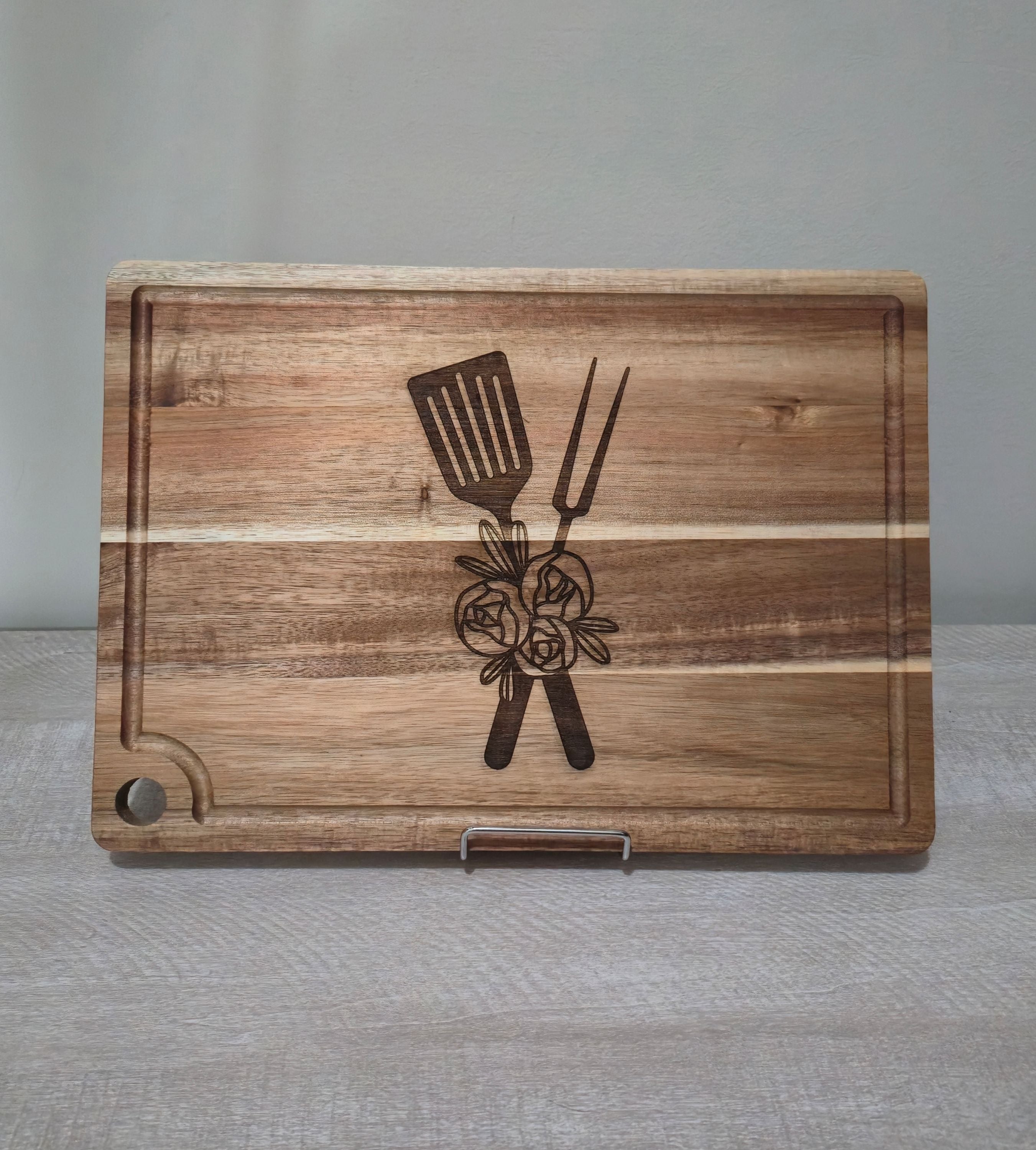 Personalized Acacia Wood Cutting Board 13.75"x9.75" with Drip Ring