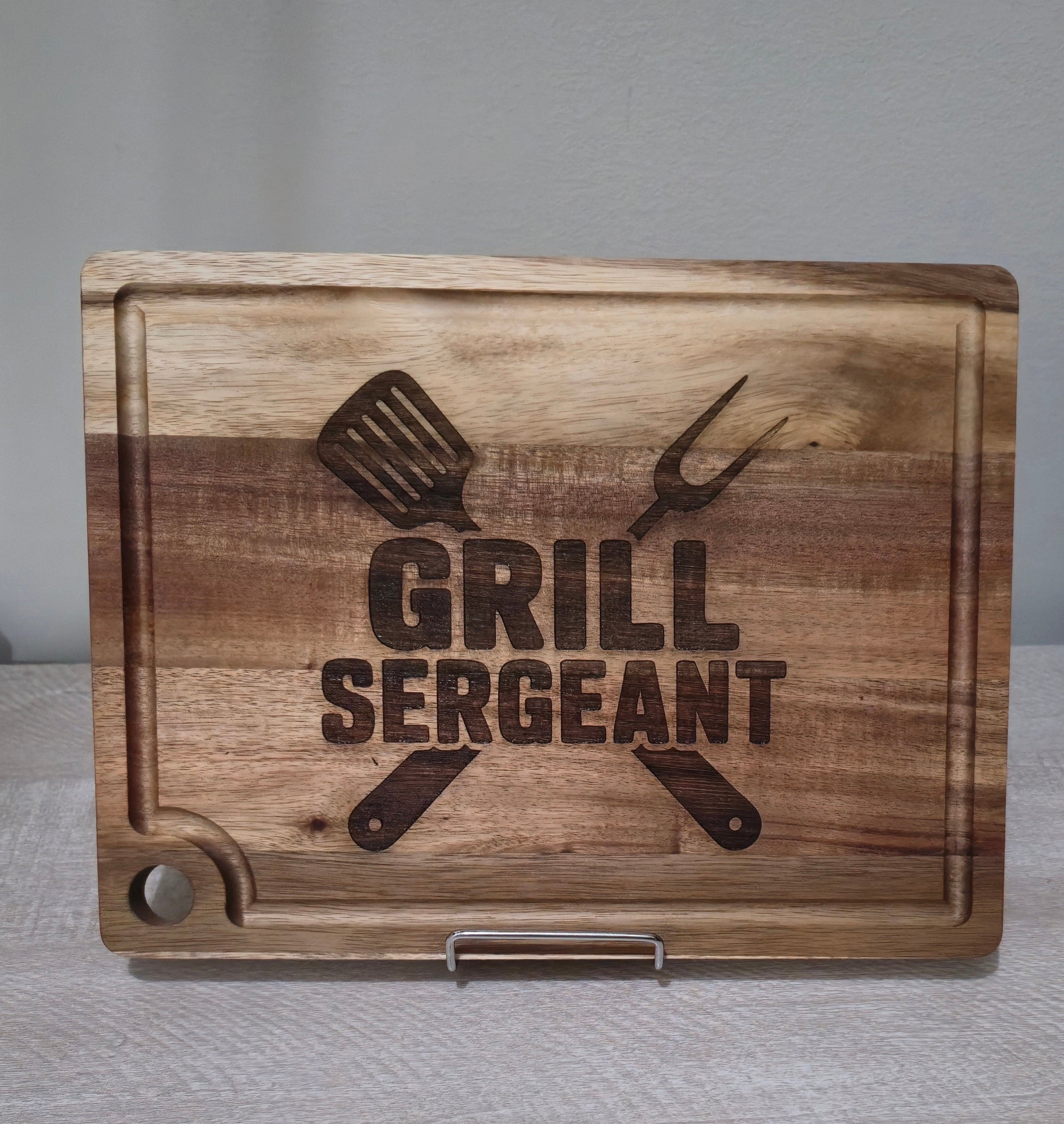 Personalized Acacia Cutting Board 11.5" x 8.75" with Drip Ring