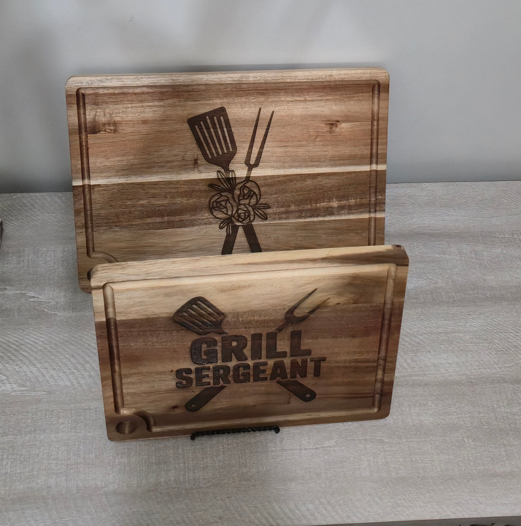 Personalized Acacia Wood Cutting Board 13.75"x9.75" with Drip Ring